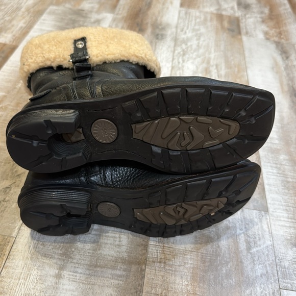 UGG Bellvue Moto Boots - Picture 6 of 12